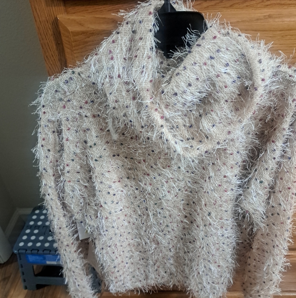 Cream Cowl Neck Fuzzy Sweater Sz Lg